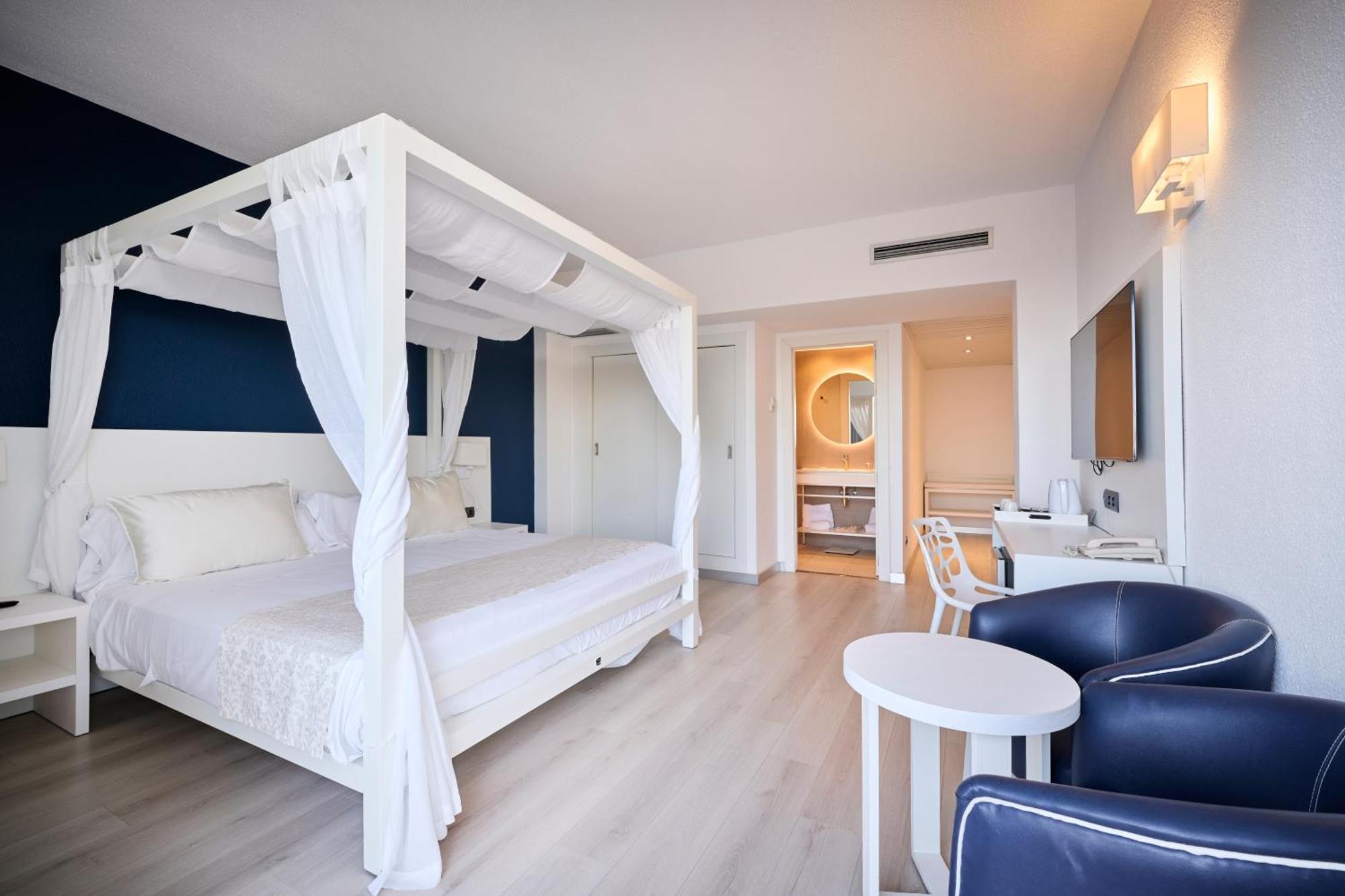 Hotel Catalonia Del Mar - Adults Only Cala Bona  Pokoj fotografie